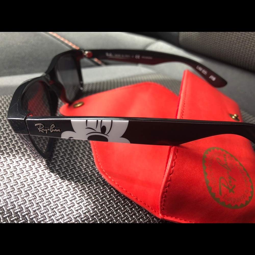 Mickey Mouse ray-bans